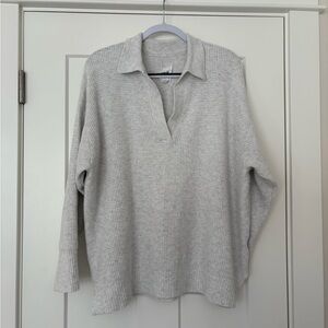 Aerie Light Gray V-Neck Sweater